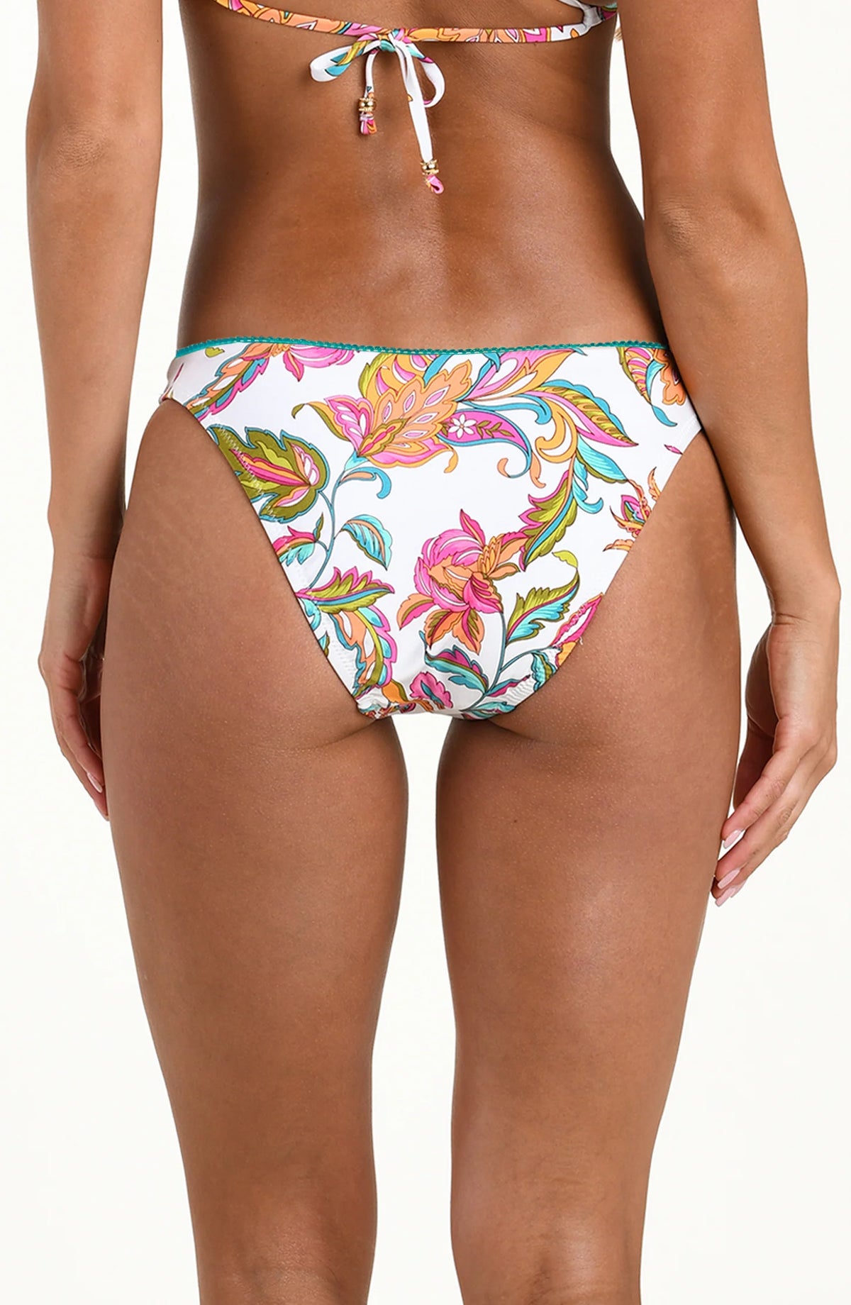 Sunshine 79 Wild Vines French Cut Bottom