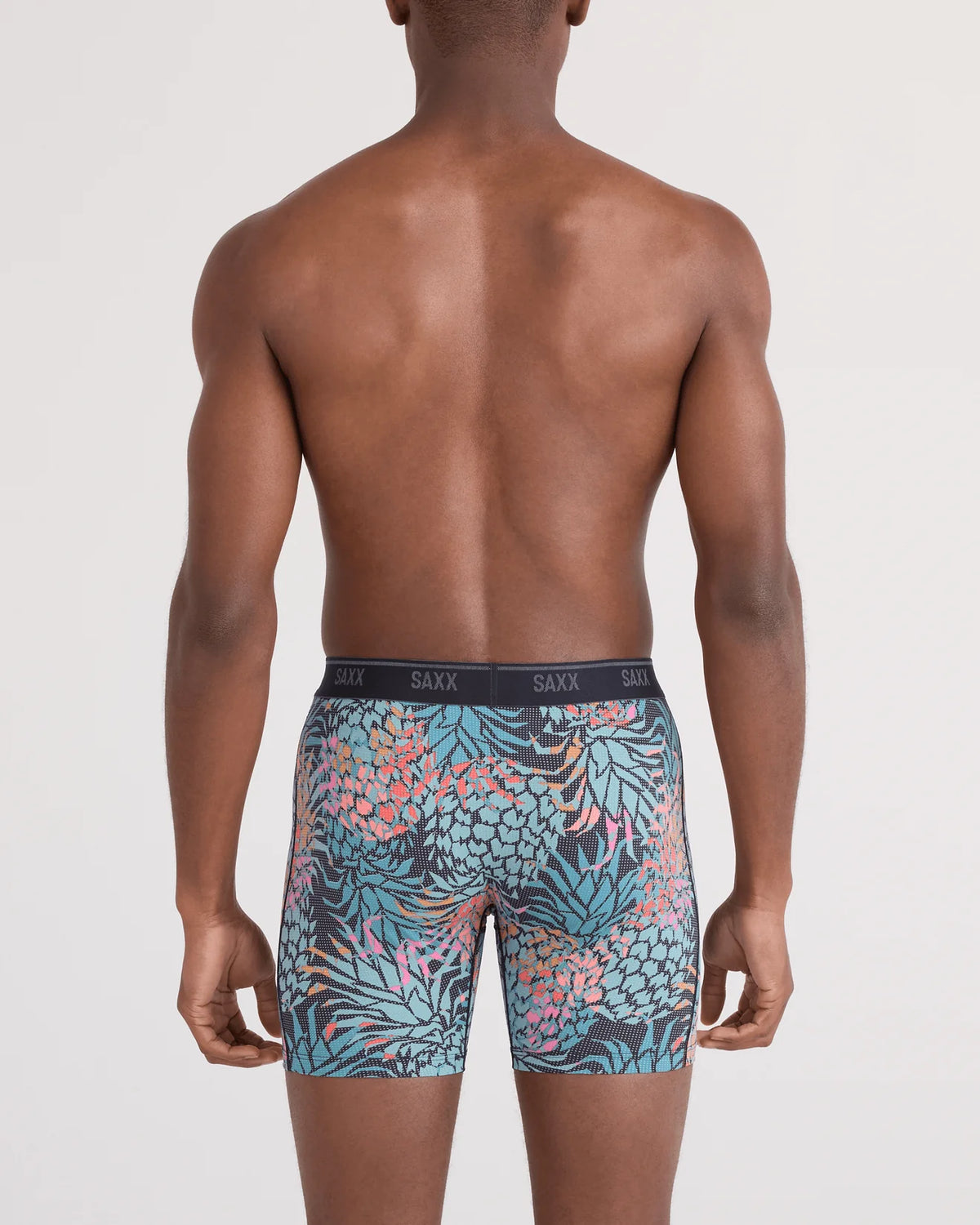 SAXX Underwear Quest Quick-Dry Mesh Boxer Brief Pineapple Patch
